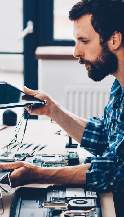 iPhone Repairing Course